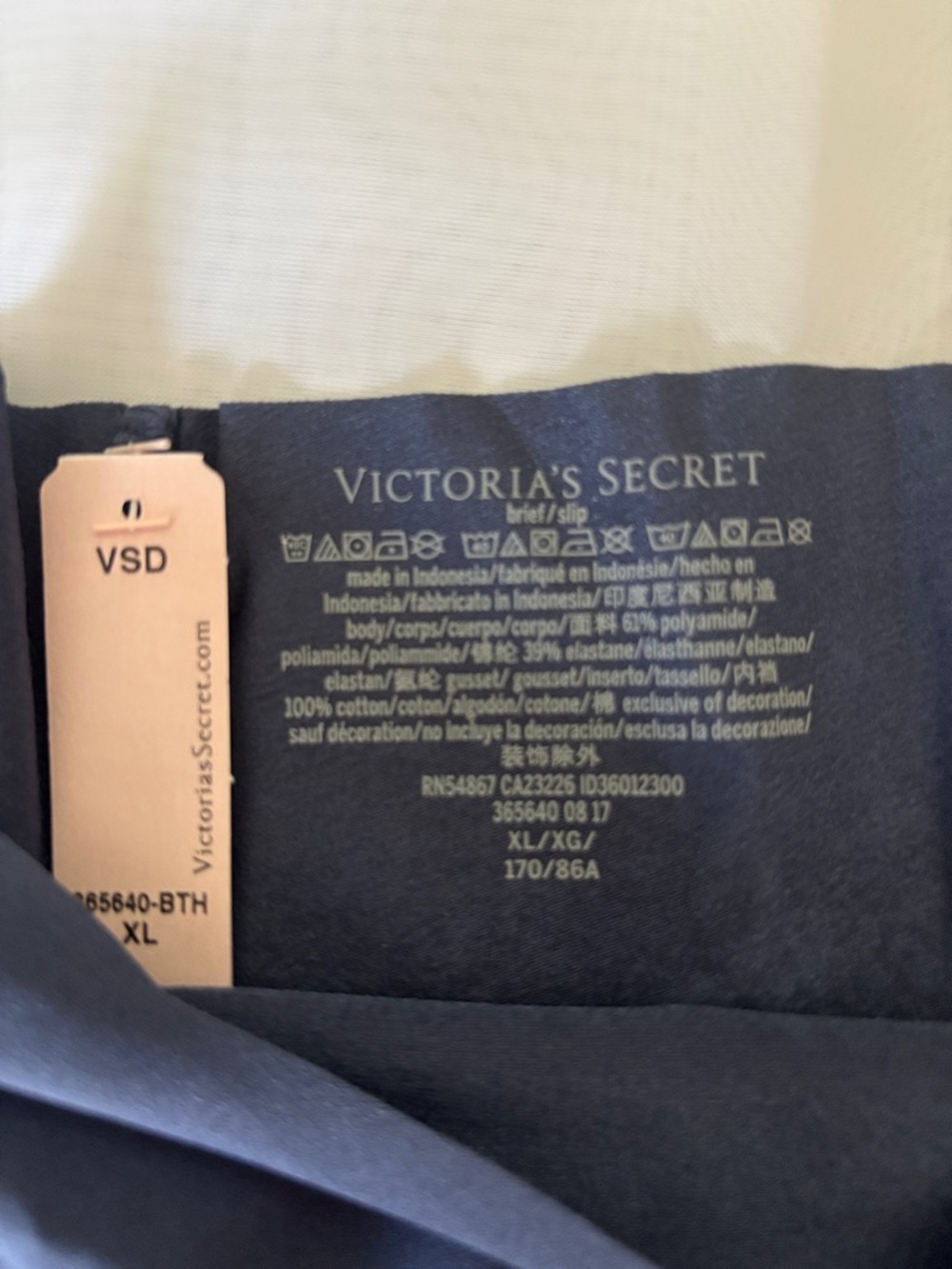 Victoria's Secret Navy Panty - XL - Picture 4 of 5